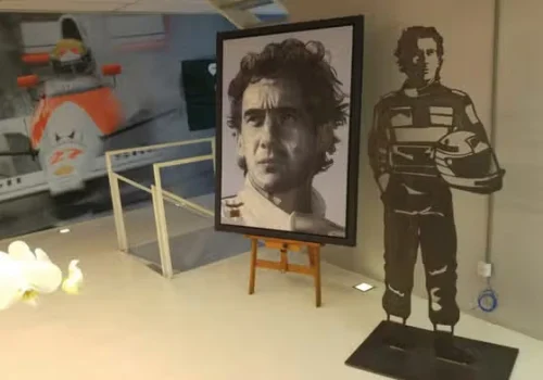 tour-ayrton-senna-589x392